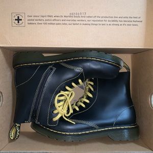 Dr. Martens Youth 1460 Pascal Black Boots